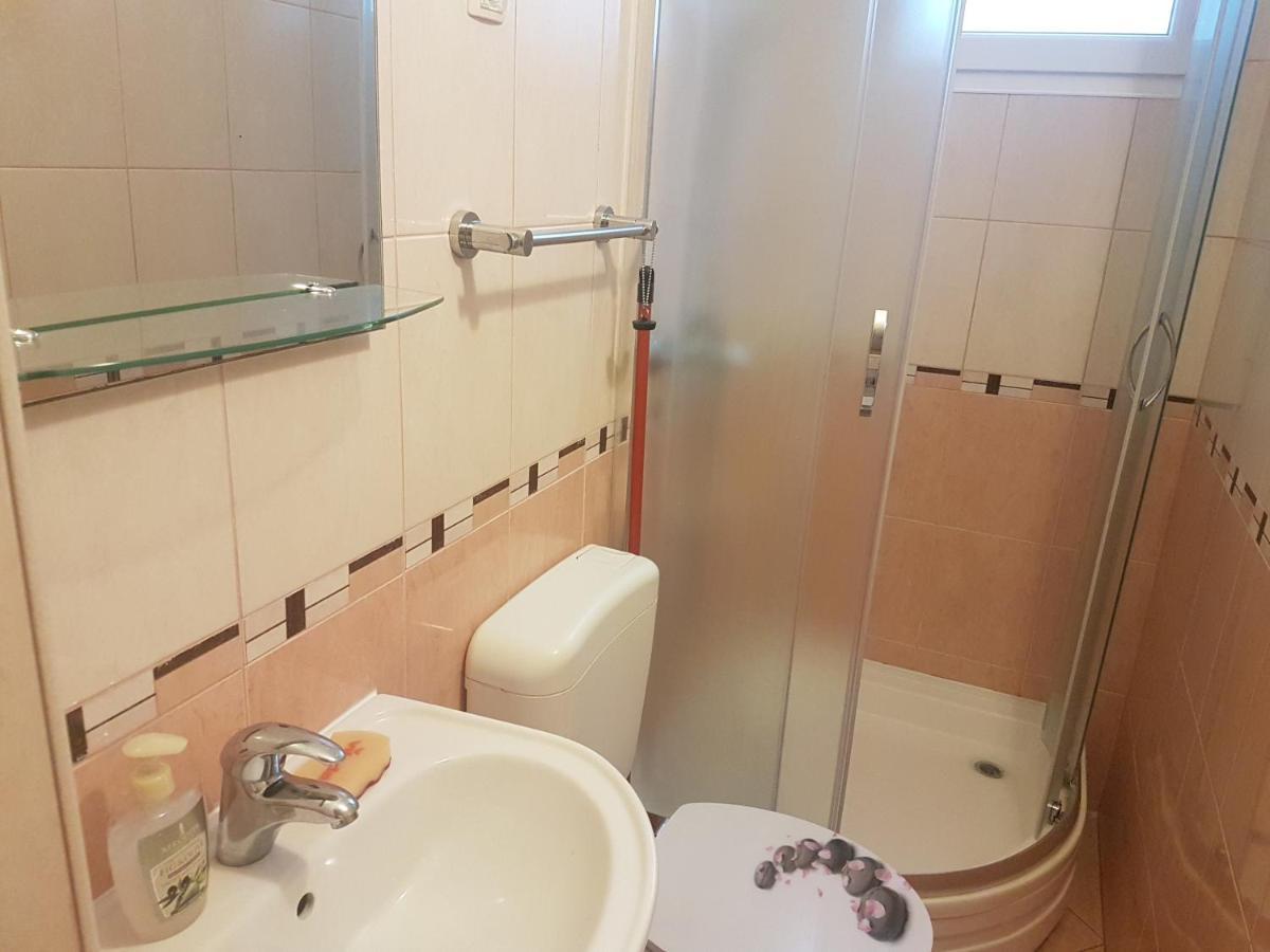 Apartments By The Sea Sveti Juraj, Senj - 2399 Kültér fotó